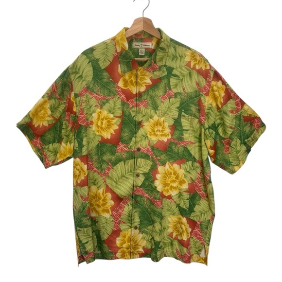 Tommy Bahama Silk Floral Hawaiian Print Short Sleeve Button Up Shirt Size Large - Picture 1 of 8